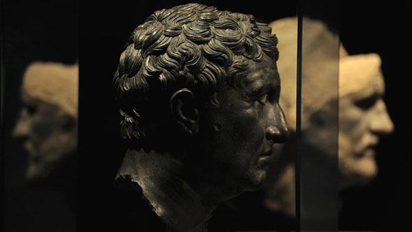 看展览|希腊化时代青铜雕塑，灾难而留存下的“力量与哀愁”