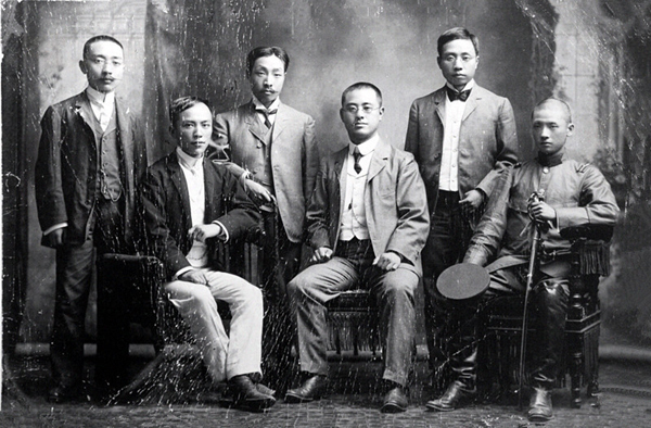 读图︱你见过蒋百里与胡适、梁启超的合影吗