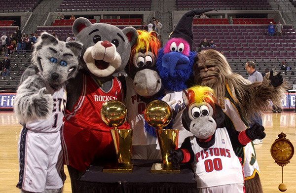 NBA吉祥物招聘启事怎么写？会编剧会扣篮，有市场营销背景