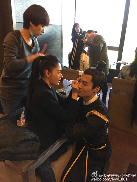 专访｜其实拍摄“升职记”时，太子妃夫妇的内心也是崩溃的