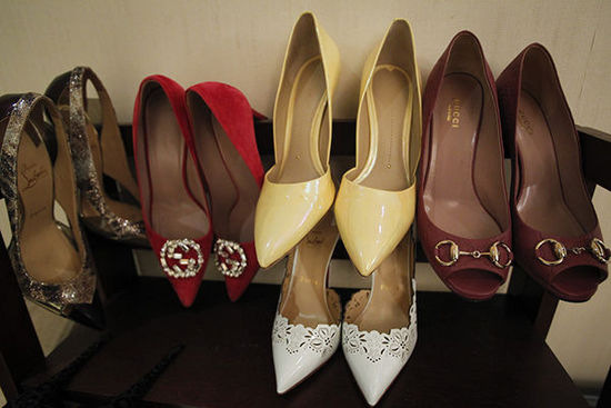 网络女主播镜头前一件件换衣服 60万人观看(图)