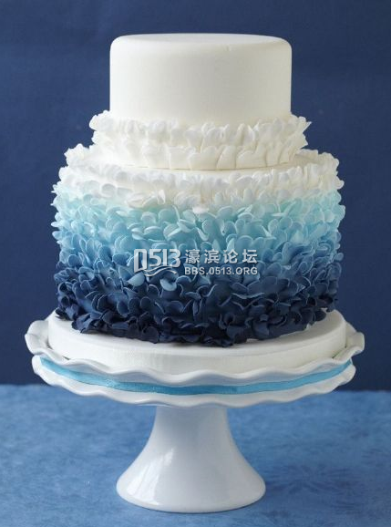 渐变色婚礼蛋糕