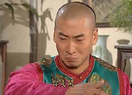 澎湃联播|你不知网络对面是不是狗，但“知乎女神”竟是男？