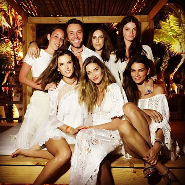 参加年会怎么穿才显得比较高级？不如从欧美网红身上找找灵感