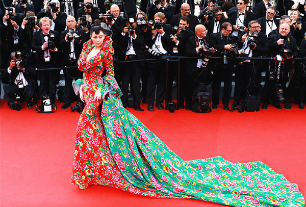 澎湃联播|春晚吉祥物猴子，一个大写的猴塞雷