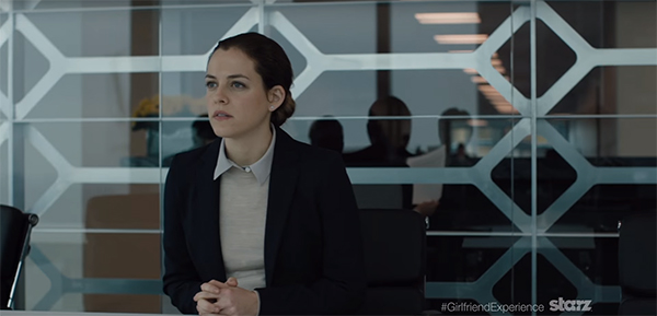 《应召女友》打开了她们的衣衫和我们的脑洞