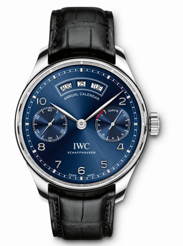 时间不语：魅蓝流光，这些腕表钟爱的蓝色元素