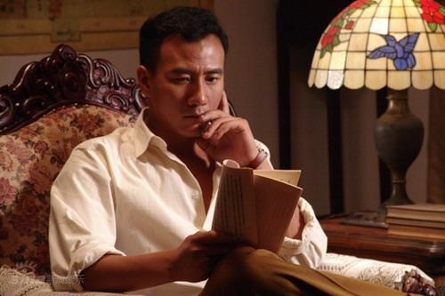 文章这个张学良演得好不好，比一比才知道