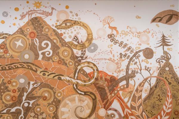 尘土也能用来画画？没错！他用尘土创造了一个绚烂的世界