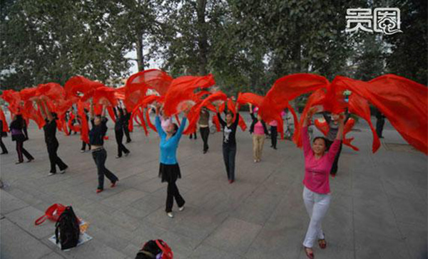 贵圈｜能举报明星的，那不是普通“朝阳群众”！