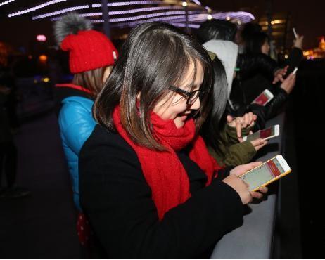 微信红包作为一种“新年俗”，会取代纸质红包吗？