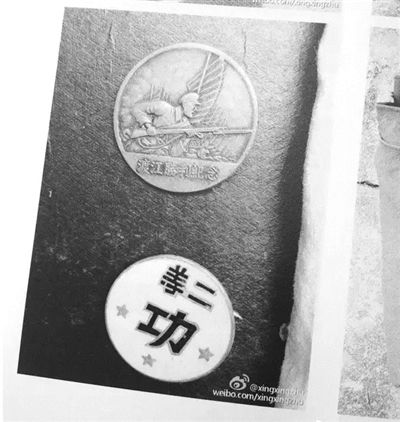 浙江女子陪奶奶聊天4年 录音后整理成书留念(图)