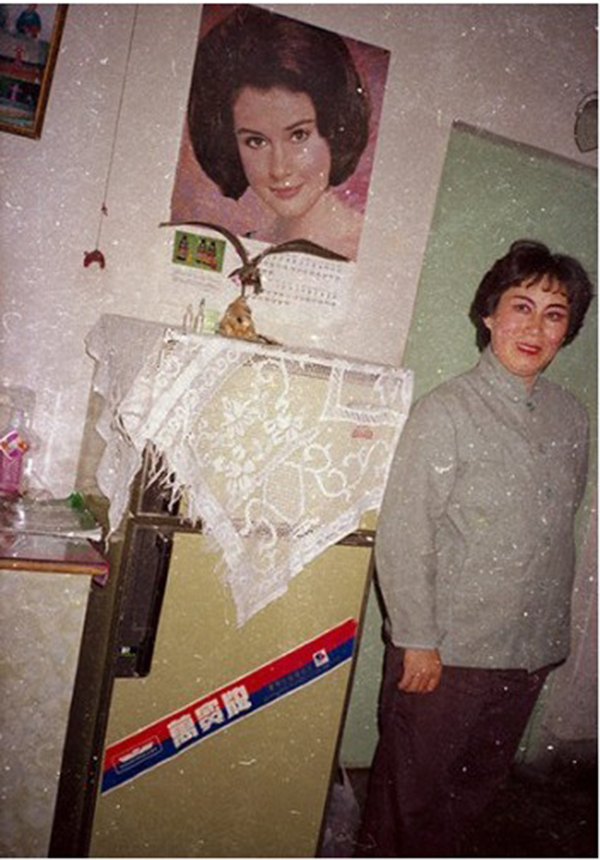 趣看|看爸妈如何在旧照中动起来