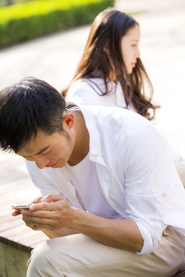 怎么和相亲女孩第一次见面怎么聊天?