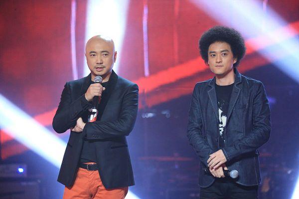 小心赵英俊，他写的歌会洗脑