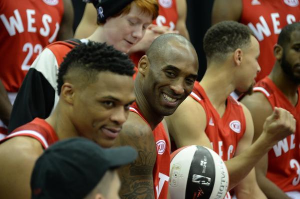 科比：看过这30张照片你就会明白，最后的全明星我在想什么