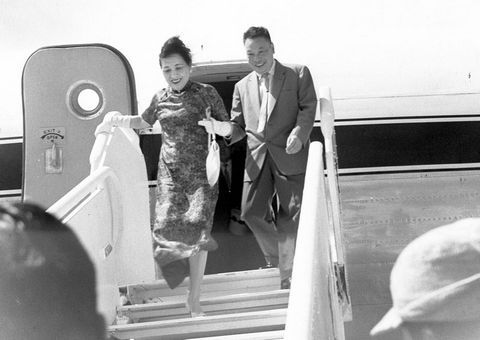 蒋经国奔驰车尘封25年亮相“低调朴实”