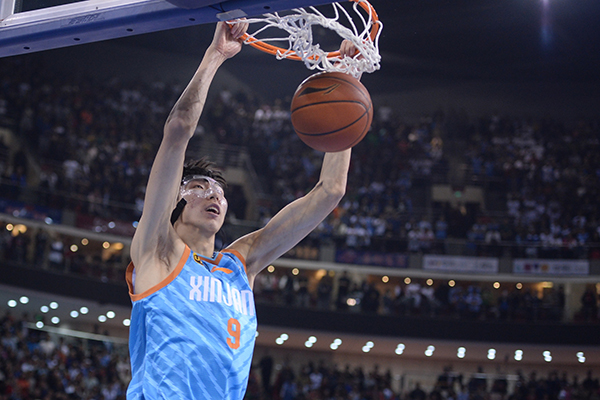 被淘汰的马布里上了最好的一课，他是周琦成长的“启蒙老师”