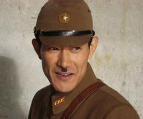 专演鬼子的矢野浩二在日本非但没挨打，还得到了政府表彰？