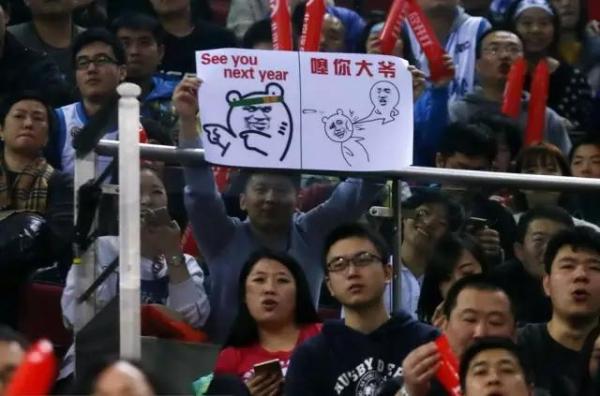 顶着两万人的滔天骂声，李根过着怎样的“叛逆”生活