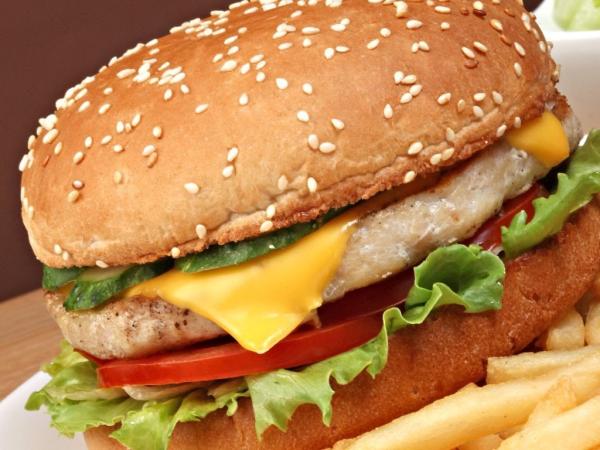 拒绝垃圾食品？肯德基麦当劳原来都是跑步好帮手