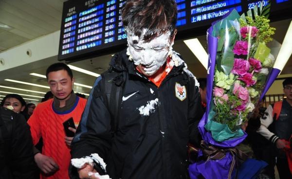 “12亿中超”亚冠首秀成国际笑柄：世界球星加一帮业余球员