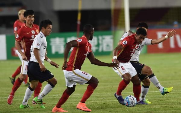 “12亿中超”亚冠首秀成国际笑柄：世界球星加一帮业余球员