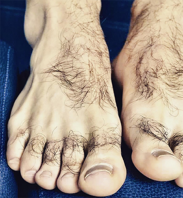 在飞机上做这些事情，会让自己成为不懂礼貌的“熊大人”