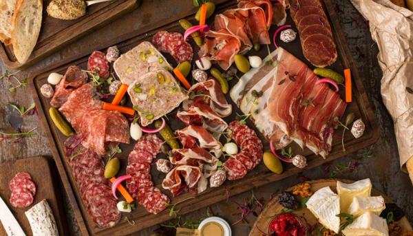 今年你必须要去的12家香港新餐厅