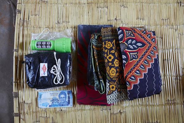 去医院生娃前，世界各地的准妈妈都会带什么？