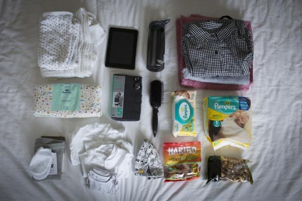 去医院生娃前，世界各地的准妈妈都会带什么？