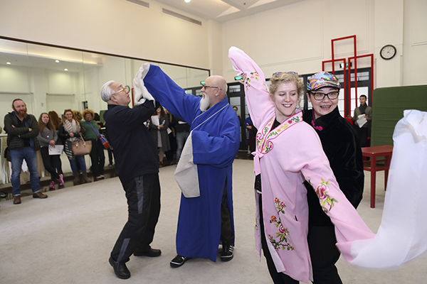 英国皇莎中国行：圈内失落和大众狂欢的背后