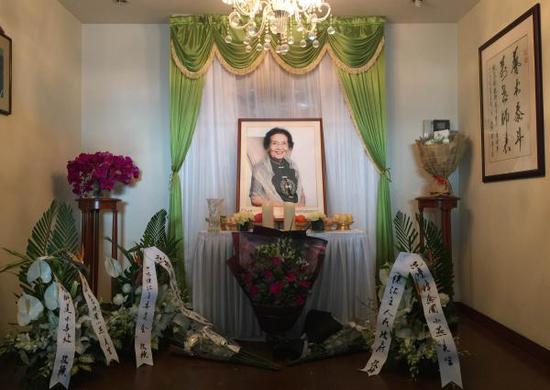 周小燕家中设了灵堂
