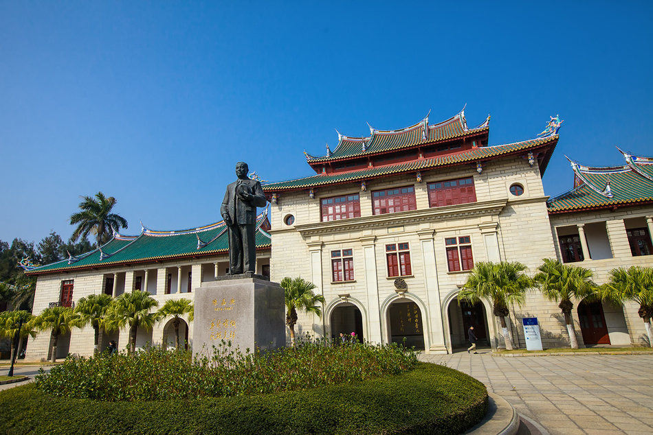 厦门大学-01.jpg