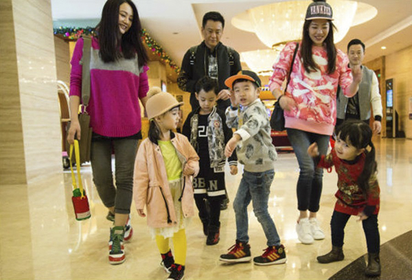 一周综艺｜节目里看Selina婚史，限童令限掉50亿？