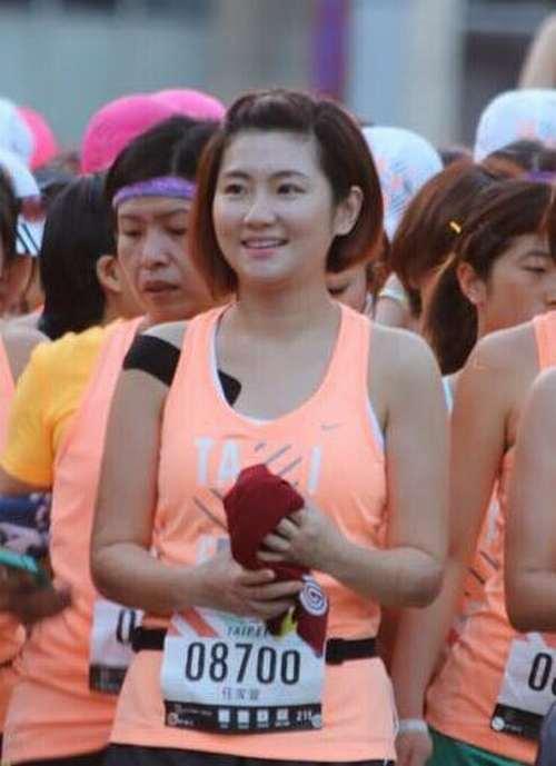 跑步疗情伤！Selina离婚后首发微博：感激前夫陪我奔跑