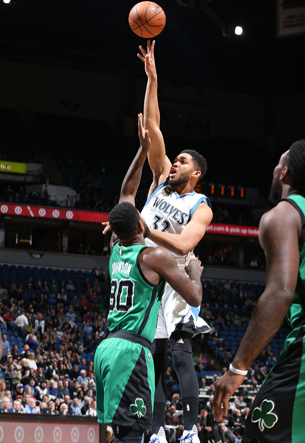 张佳玮 | 弱冠之年遇上加内特，是他人生最美的邂逅