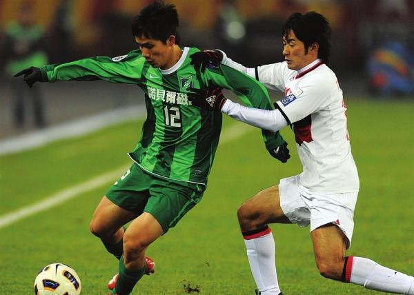 求老板“放过全家”，前国奥球员妻子为何以死相逼？