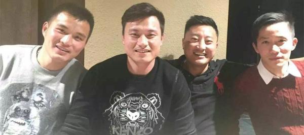 求老板“放过全家”，前国奥球员妻子为何以死相逼？