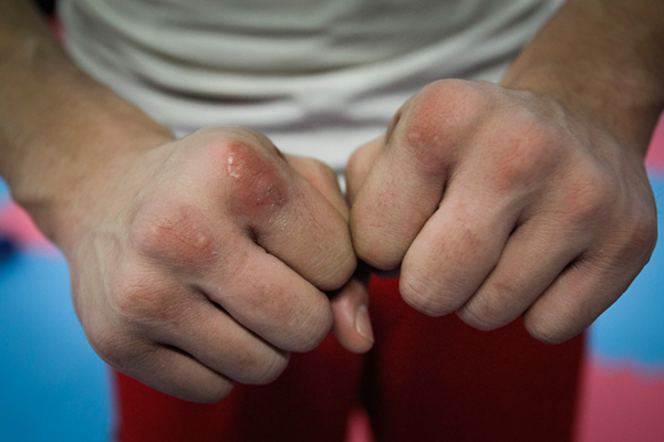 上海有个90后“猪排哥”：白天用拳打职业，晚上用拳做猪排