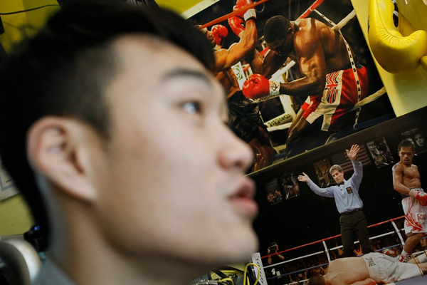 上海有个90后“猪排哥”：白天用拳打职业，晚上用拳做猪排