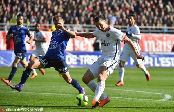 才三月份他们就联赛夺冠了，中超土豪和他们比起来还是节约的