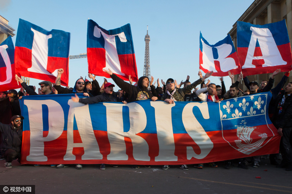 才三月份他们就联赛夺冠了，中超土豪和他们比起来还是节约的