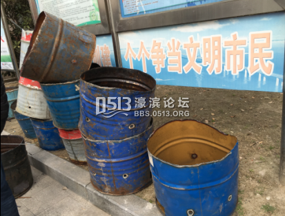  半成品好像还不错呢，据说是要做200多个，到时候由社区发放到每个楼道，方便居民祭祀使用