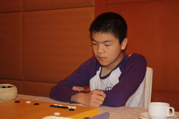 少年柯洁的“潜伏”：输棋后放声大哭，阿法狗晚来五年该多好