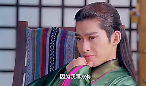 当塘主扔下鱼塘，他就变成了杀姐姐