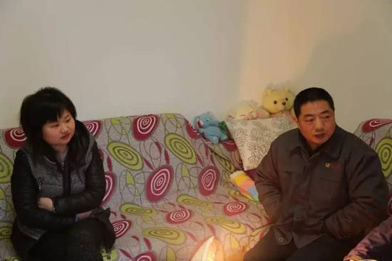 武钢裁员五万人 保安工作15年工资才破2000元