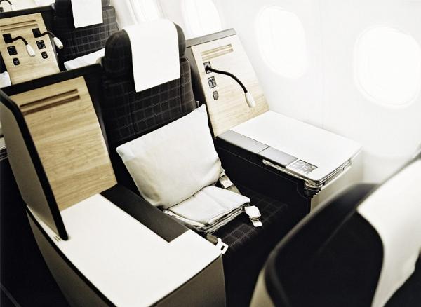 360度旋转，更多私人空间，请好好享受你的空中宝座吧