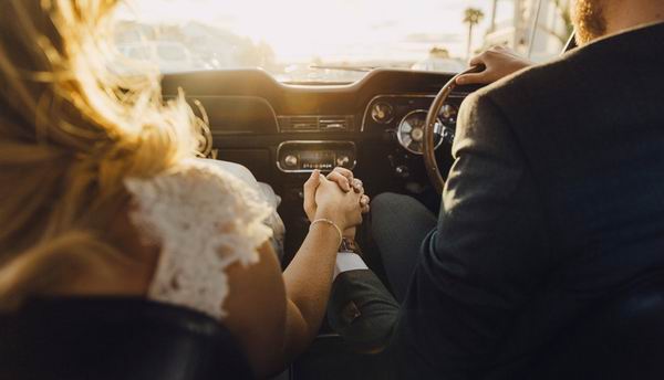 最佳浪漫婚礼照震撼出炉，又是虐死单身狗的节奏