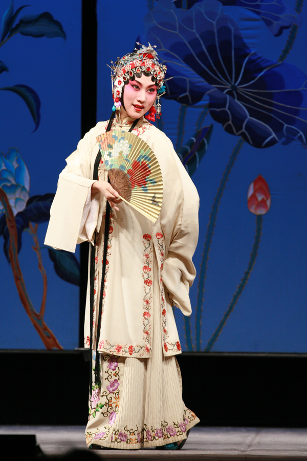 70岁“徐九经”揭幕东方名家名剧月